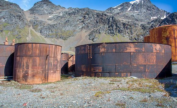 Oil Storage Tanks