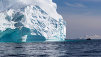 Zodiac cruisers eyeing iceberg